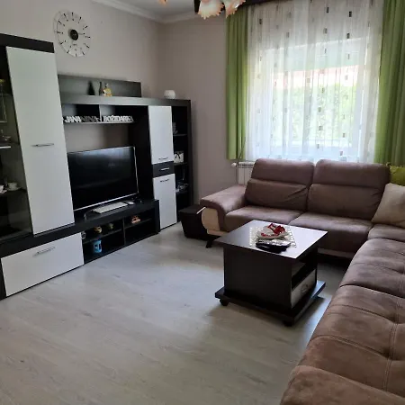 Apartment Boletova Kuca Na Dan Rumenka
